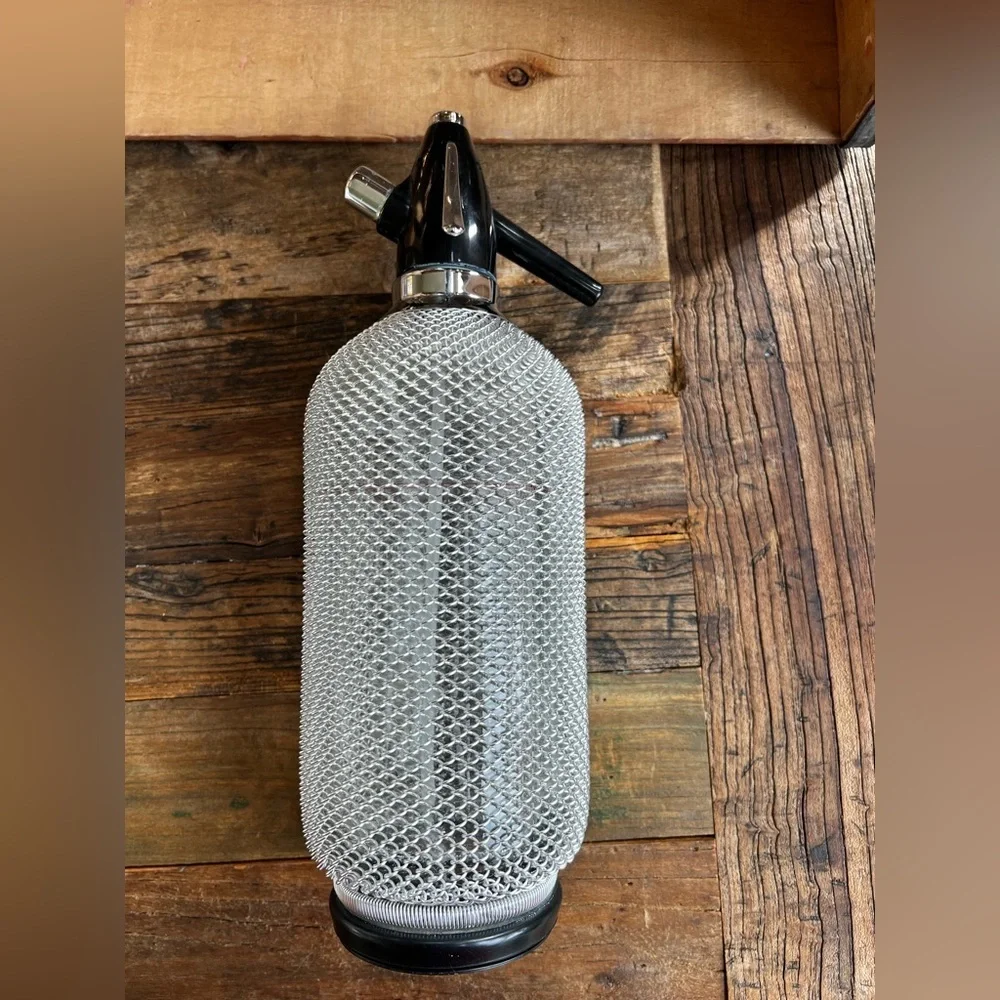 Vintage Classic Soda Siphon Seltzer Glass Bottle with Wire Mesh